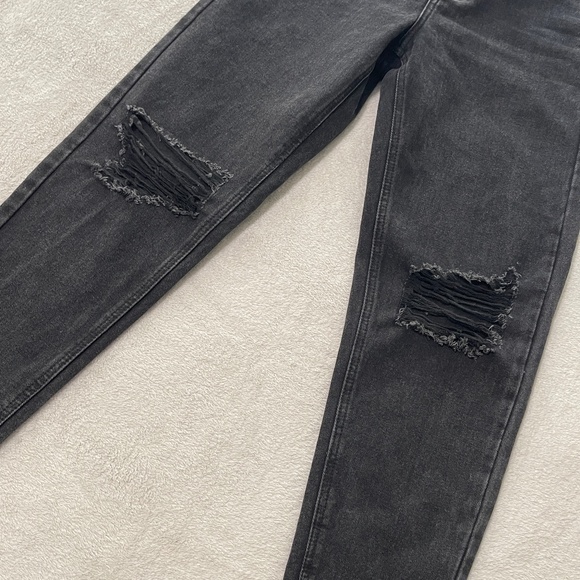 Black Denim High Waisted Distressed Jeans - Picture 4 of 9